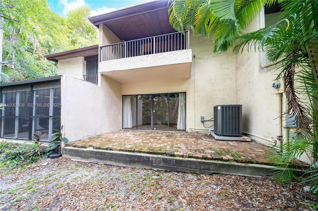Real estate property located at 19212 25th Ave #283D, Miami-dade, Riverwood Sec 3, Miami, FL