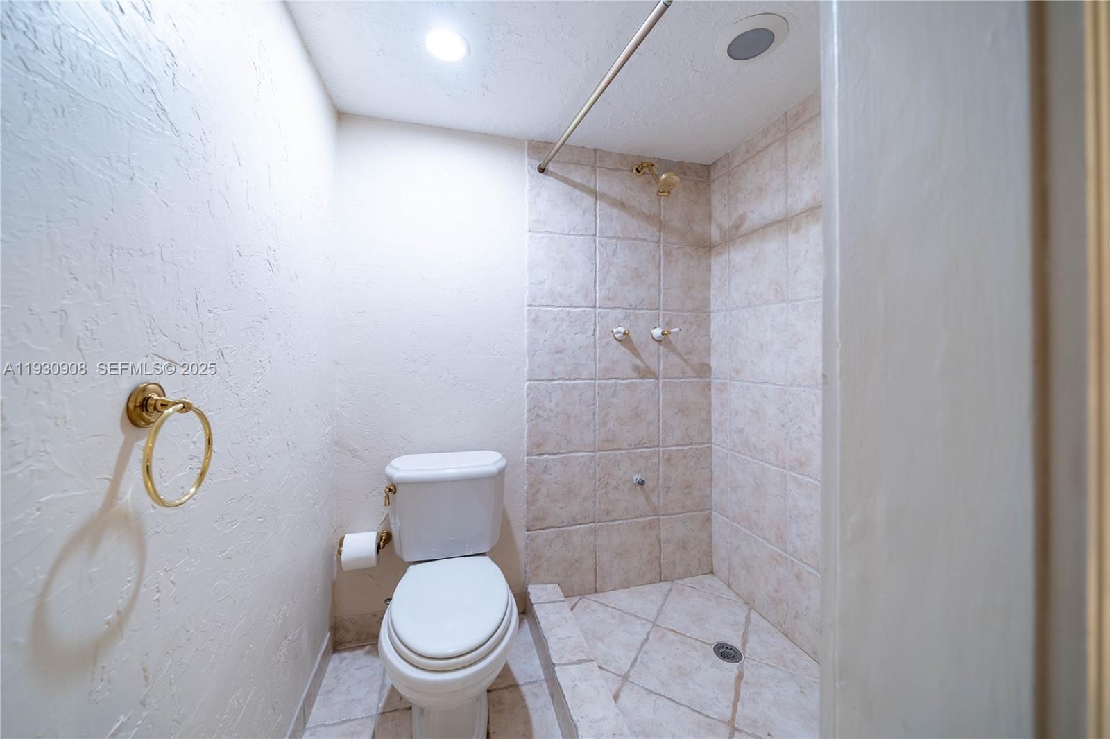 Real estate property located at 19212 25th Ave #283D, Miami-dade, Riverwood Sec 3, Miami, FL