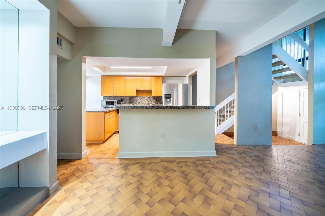 Real estate property located at 19212 25th Ave #283D, Miami-dade, Riverwood Sec 3, Miami, FL