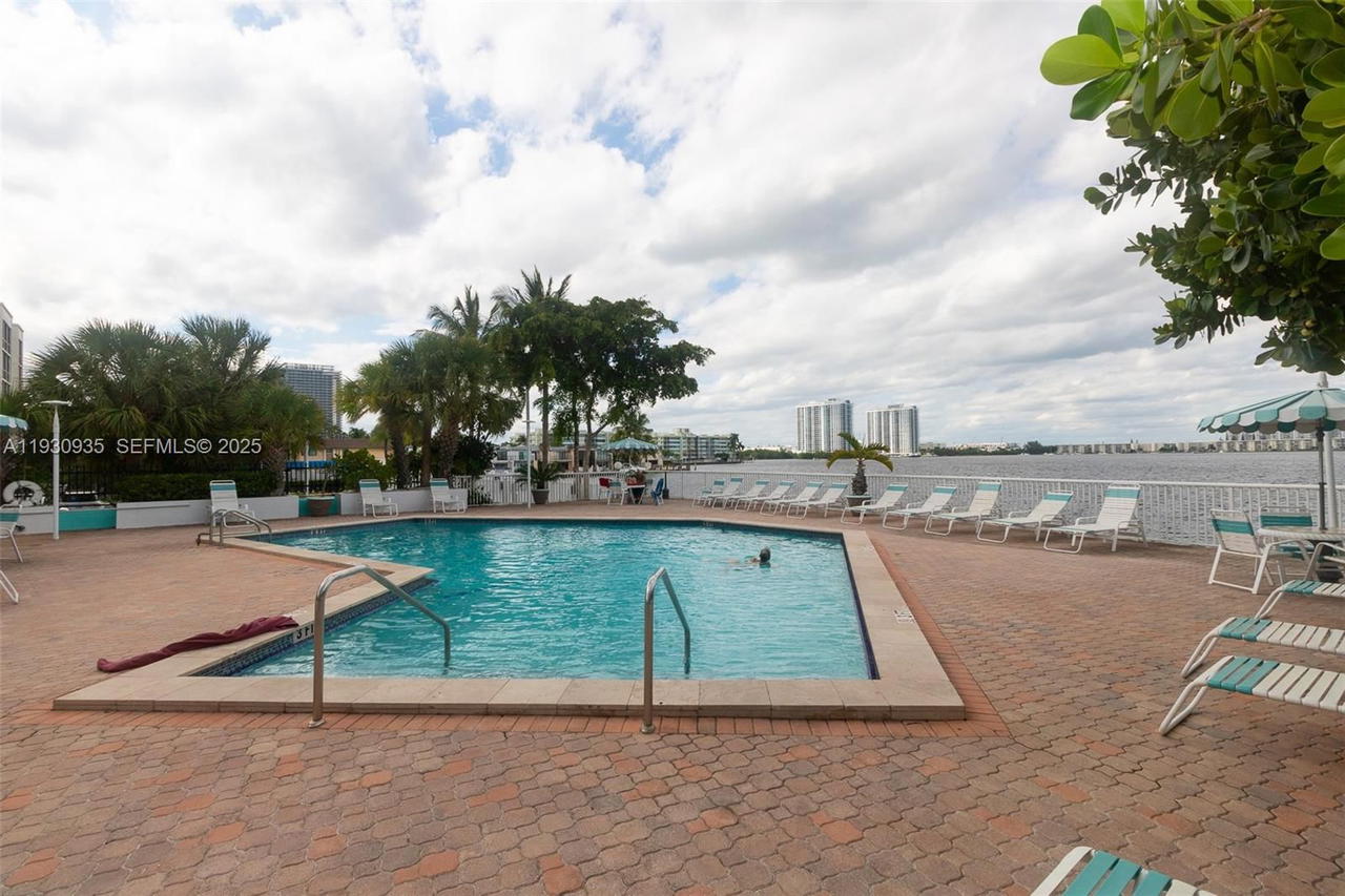 Real estate property located at 2841 163rd St #706, Miami-dade, Stratford House Condo, North Miami Beach, FL