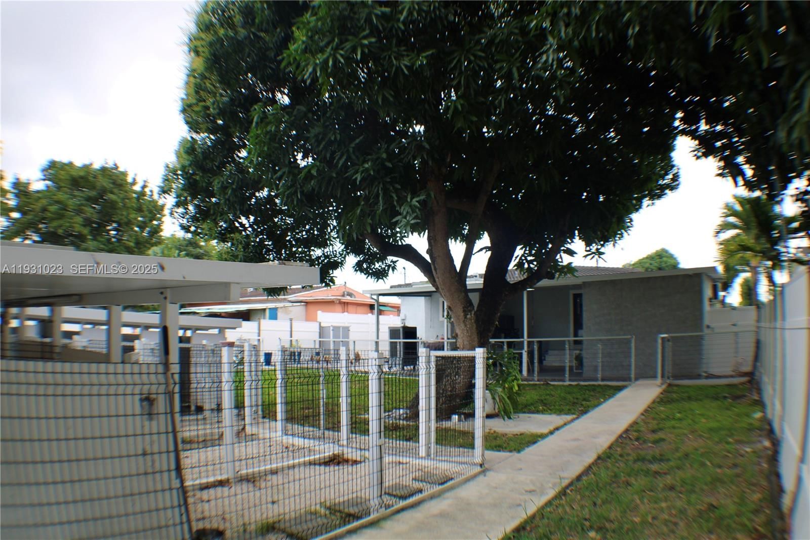 Real estate property located at 171 56th St, Miami-dade, Robins Villas, Hialeah, FL