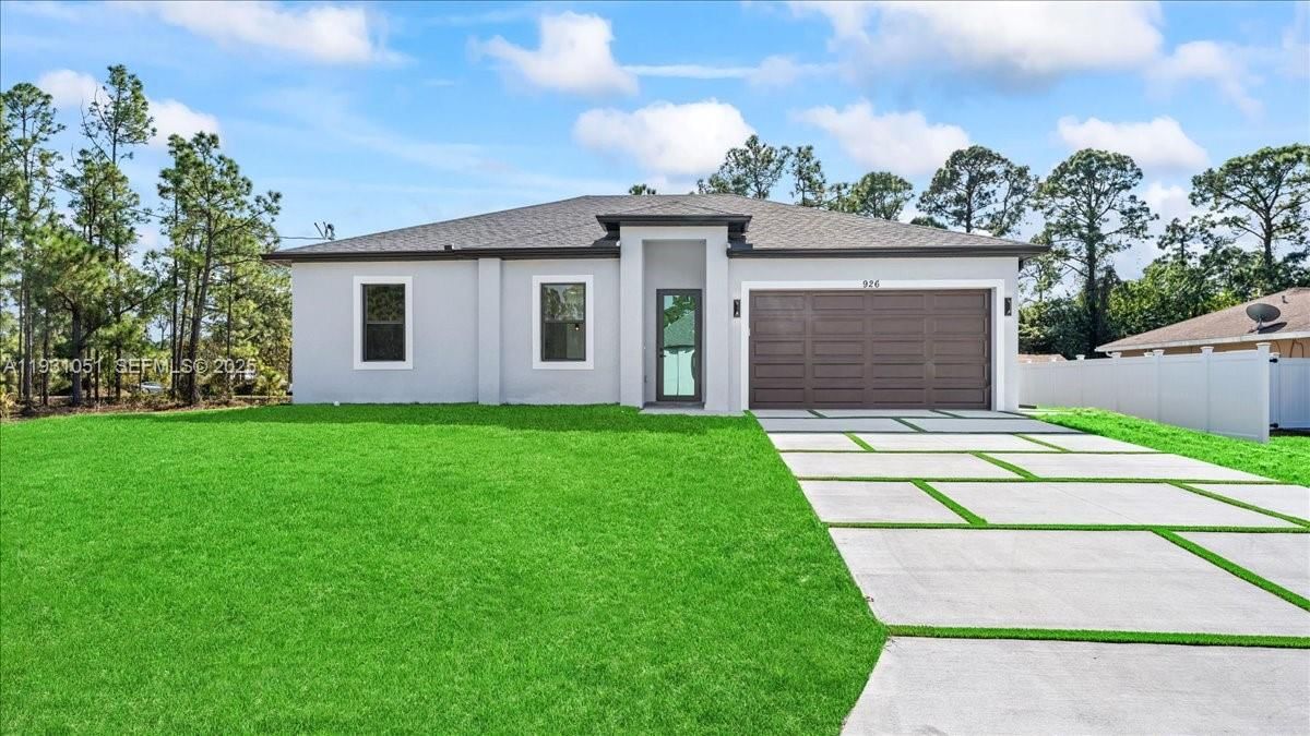 Real estate property located at 926 WINTERS ST E, Lee, Lehigh Acres, Lehigh Acres, FL
