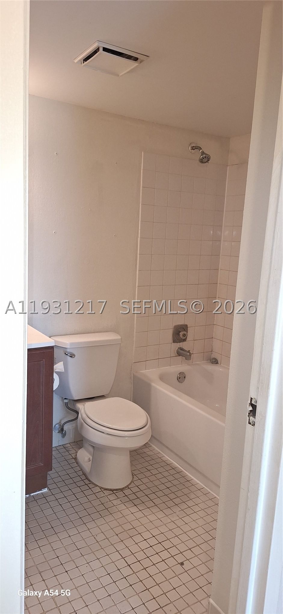 Real estate property located at 5901 Washington St #251, Broward, Hampton Court Condo, Hollywood, FL