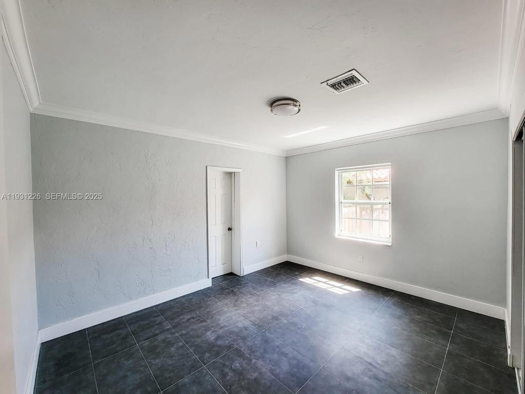 Real estate property located at 3685 1st Ave, Miami-dade, East Shenandoah, Miami, FL