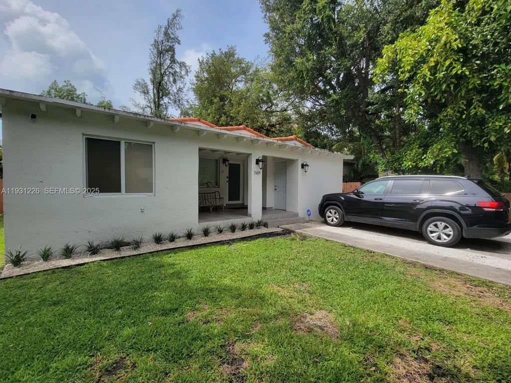 Real estate property located at 3685 1st Ave, Miami-dade, East Shenandoah, Miami, FL