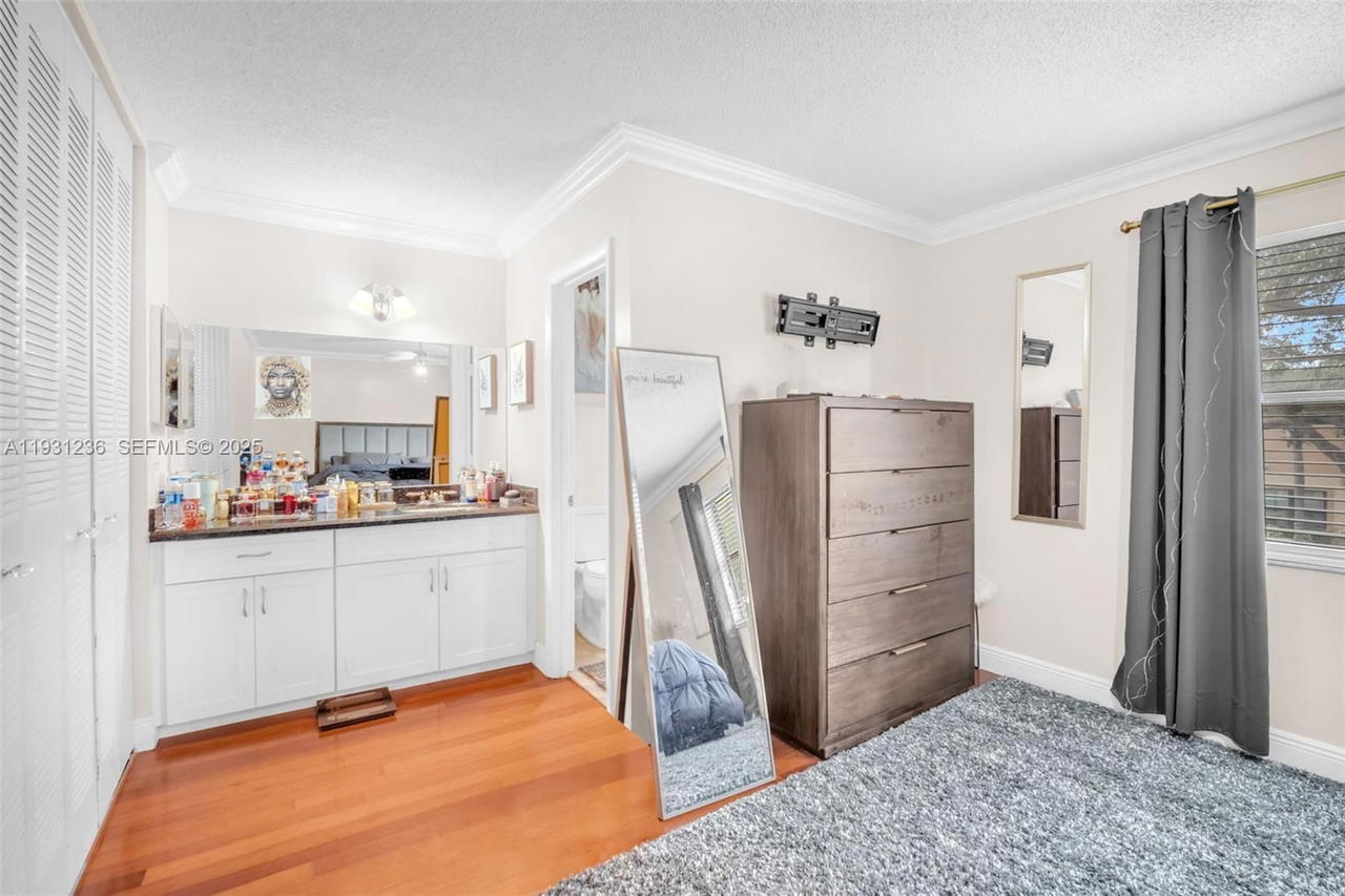 Real estate property located at 3370 Beau Rivage Dr #3N, Broward, Village At Blue Lake Cond, Pompano Beach, FL
