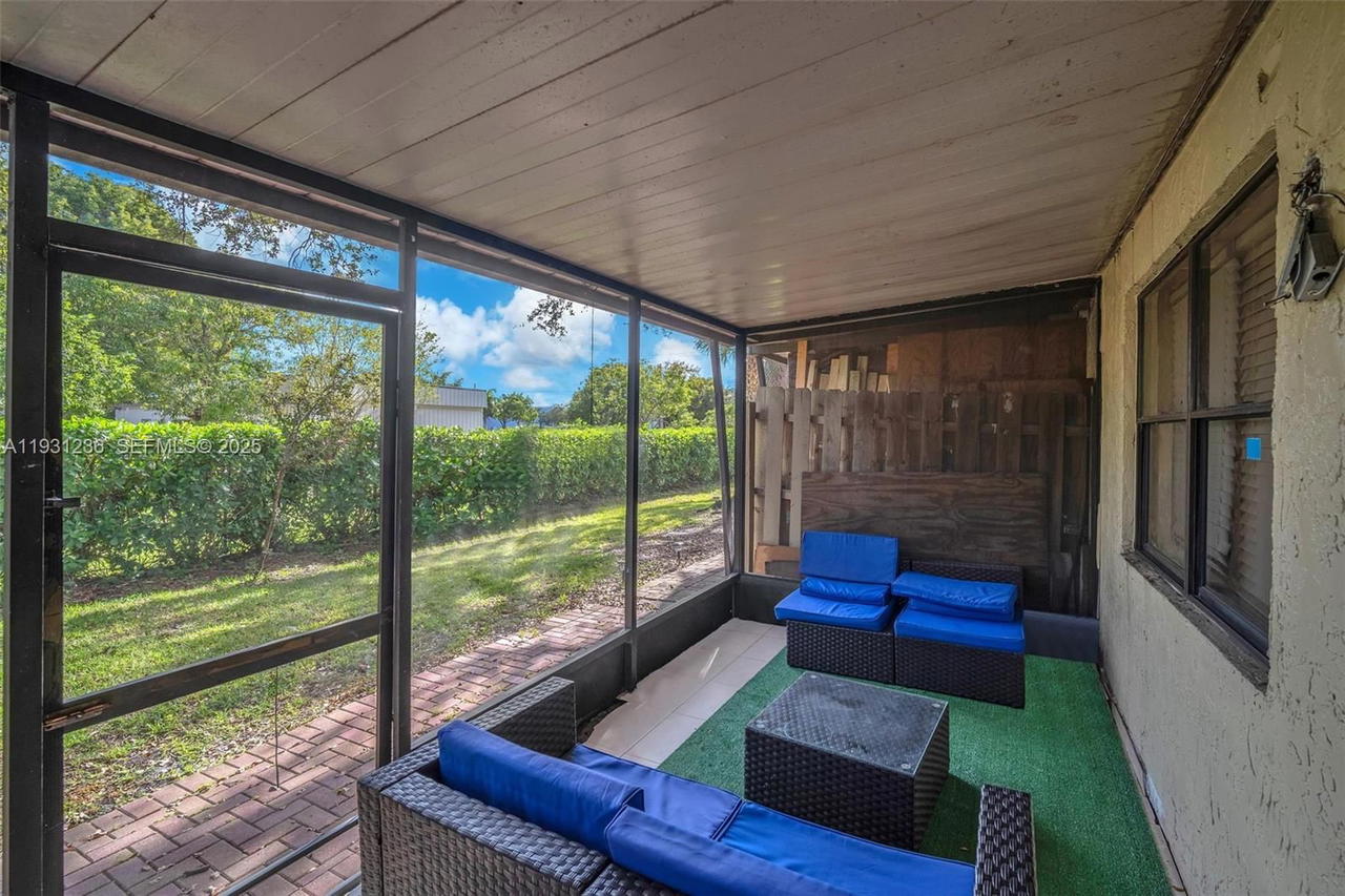 Real estate property located at 3370 Beau Rivage Dr #3N, Broward, Village At Blue Lake Cond, Pompano Beach, FL