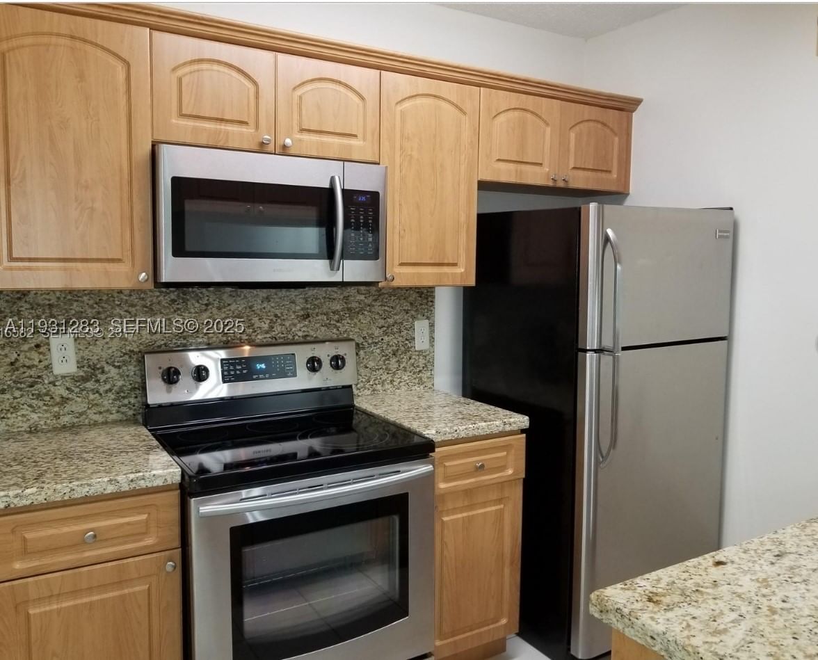 Real estate property located at 7141 129th Ave #4, Miami-dade, Greentree Condo Ii, Miami, FL