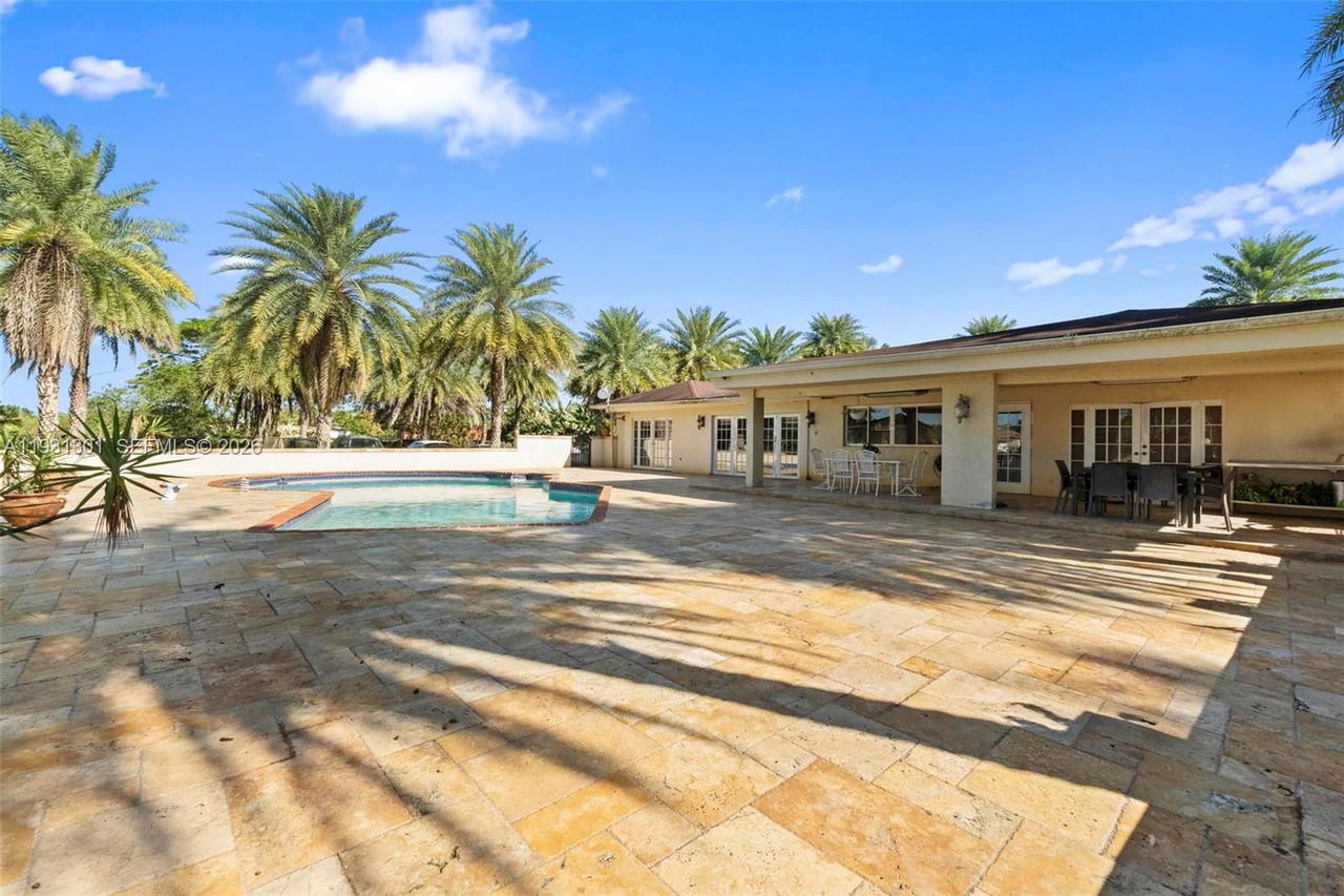 Real estate property located at , Miami-dade, None, Miami, FL