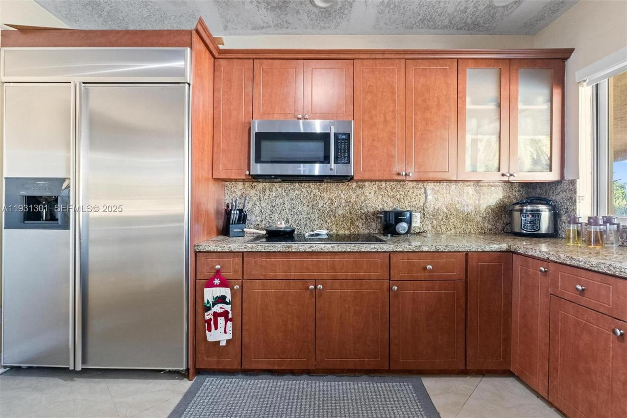 Real estate property located at , Miami-dade, None, Miami, FL