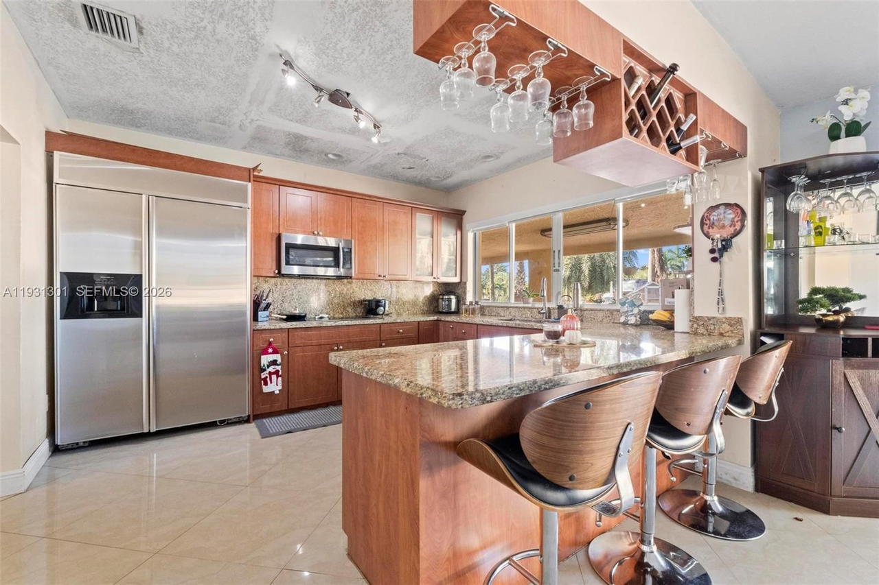 Real estate property located at , Miami-dade, None, Miami, FL