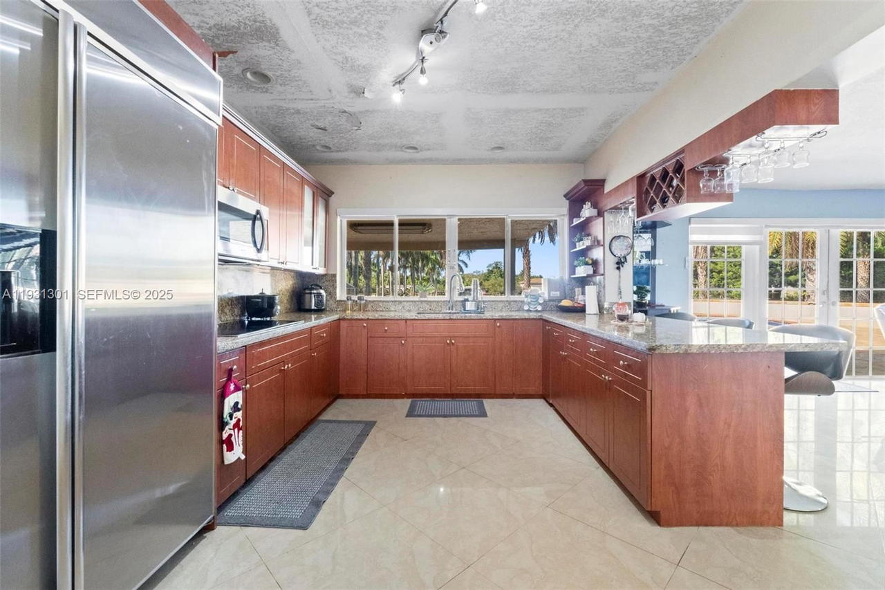 Real estate property located at , Miami-dade, None, Miami, FL