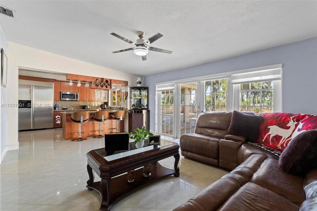 Real estate property located at , Miami-dade, None, Miami, FL