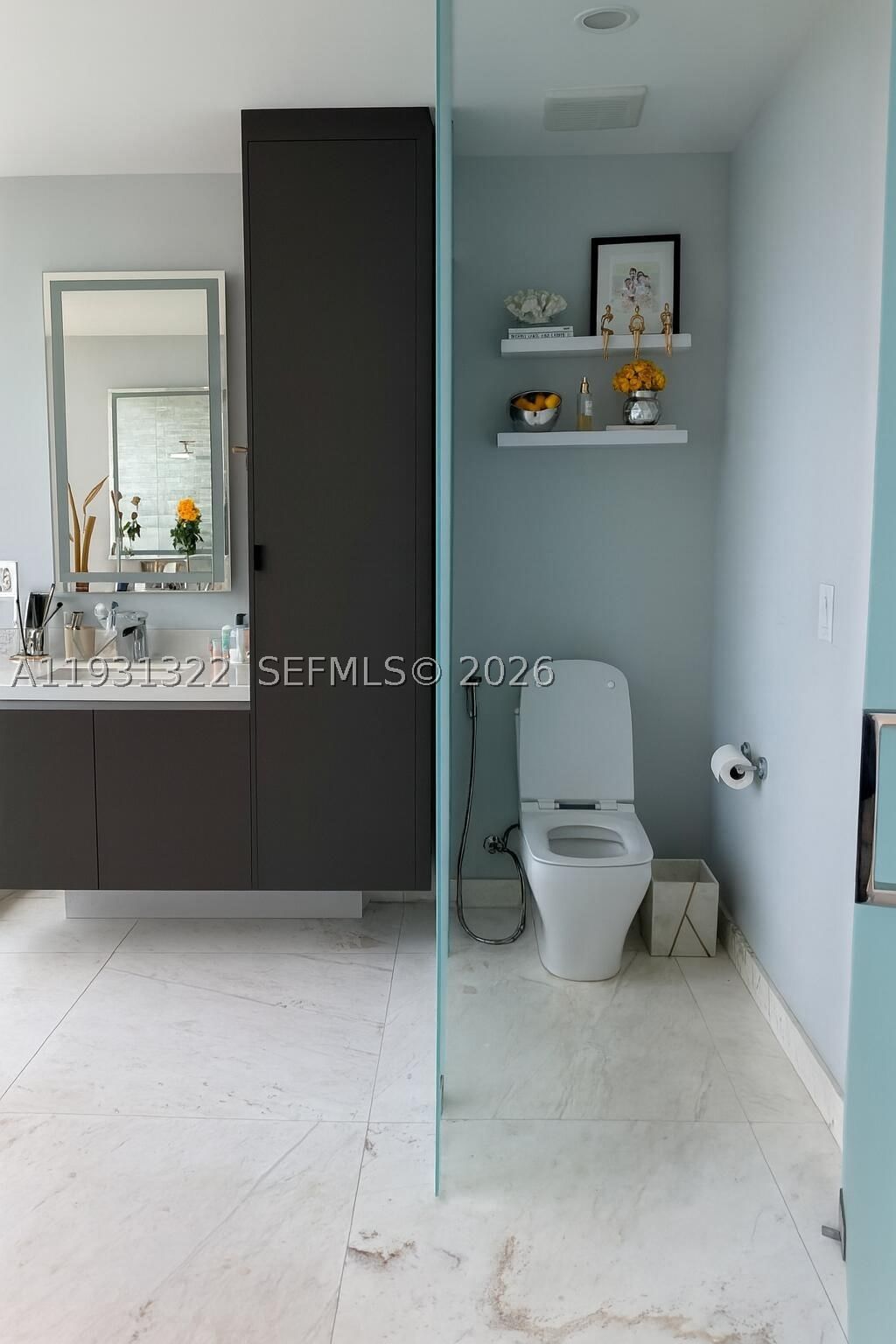 Real estate property located at 851 1st Ave #2212, Miami-dade, Paramount Miami Worldcent, Miami, FL