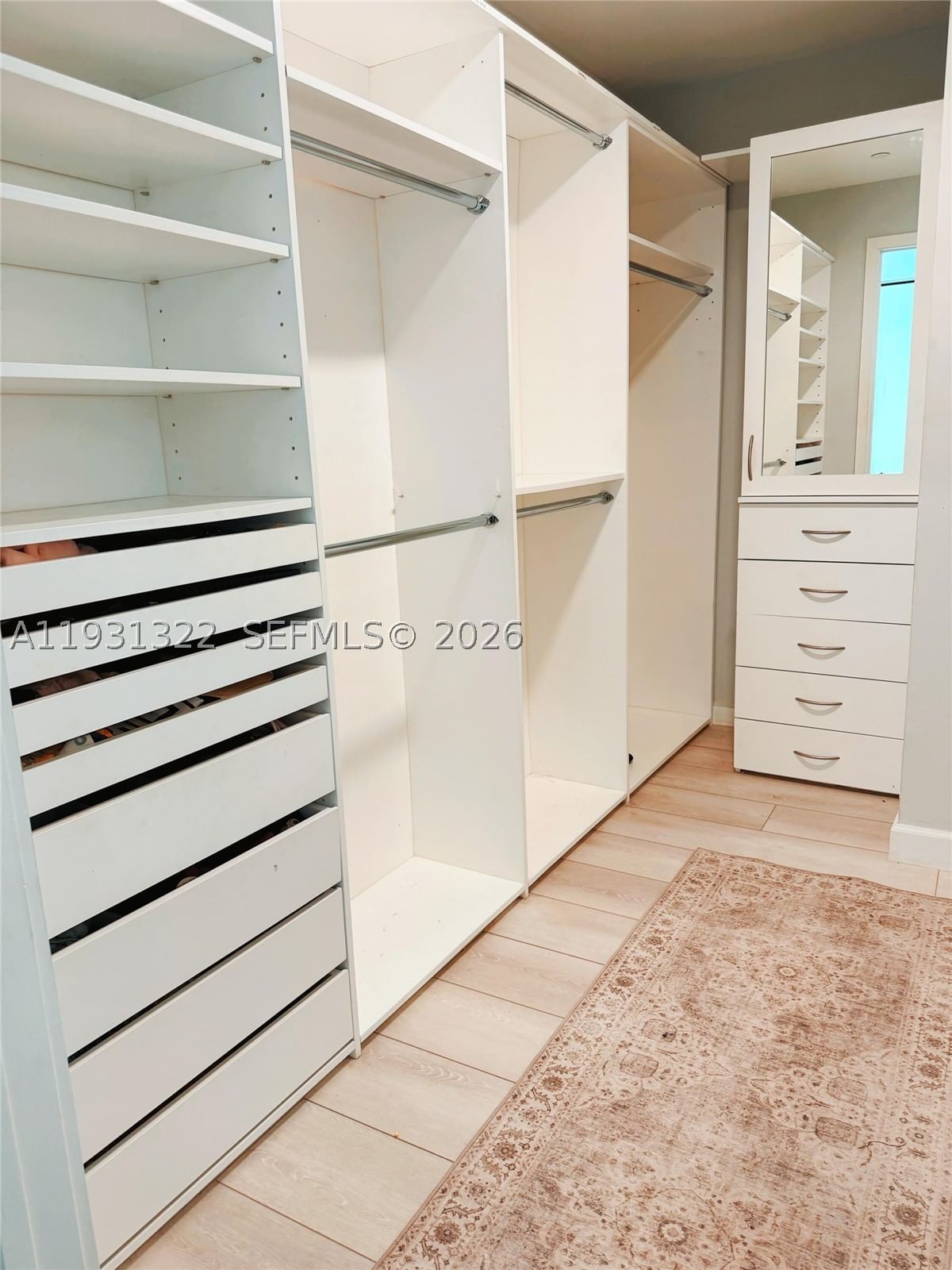 Real estate property located at 851 1st Ave #2212, Miami-dade, Paramount Miami Worldcent, Miami, FL