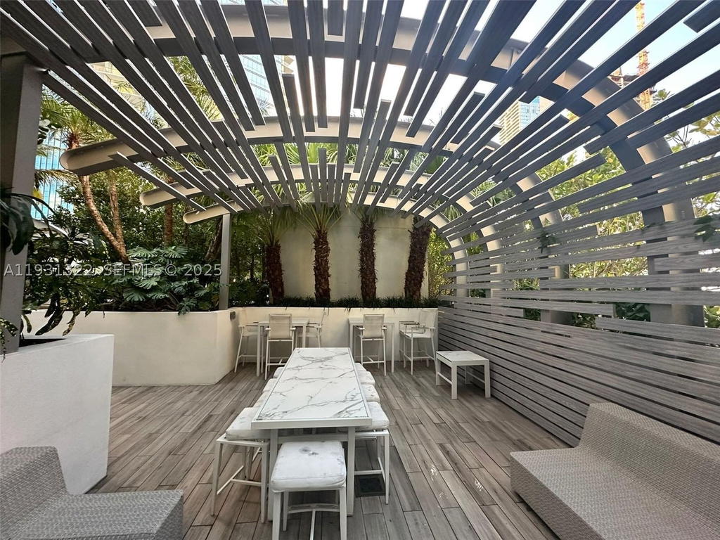 Real estate property located at 851 1st Ave #2212, Miami-dade, Paramount Miami Worldcent, Miami, FL