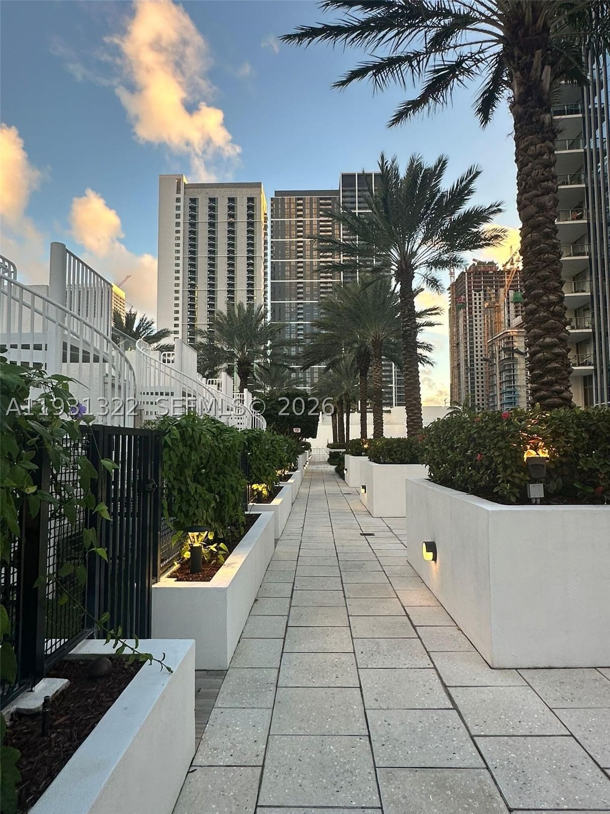 Real estate property located at 851 1st Ave #2212, Miami-dade, Paramount Miami Worldcent, Miami, FL