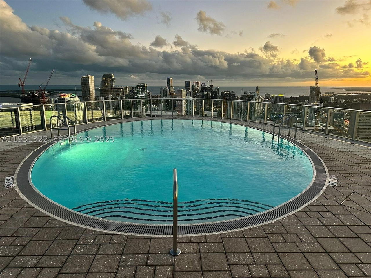 Real estate property located at 851 1st Ave #2212, Miami-dade, Paramount Miami Worldcent, Miami, FL