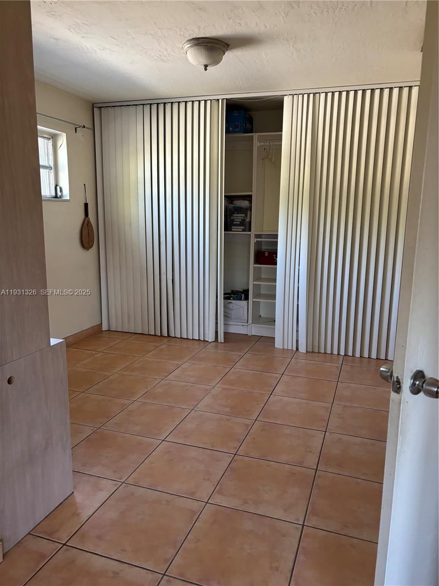 Real estate property located at 17960 6th Ave, Miami-dade, Highland Manor Sec 6, North Miami Beach, FL