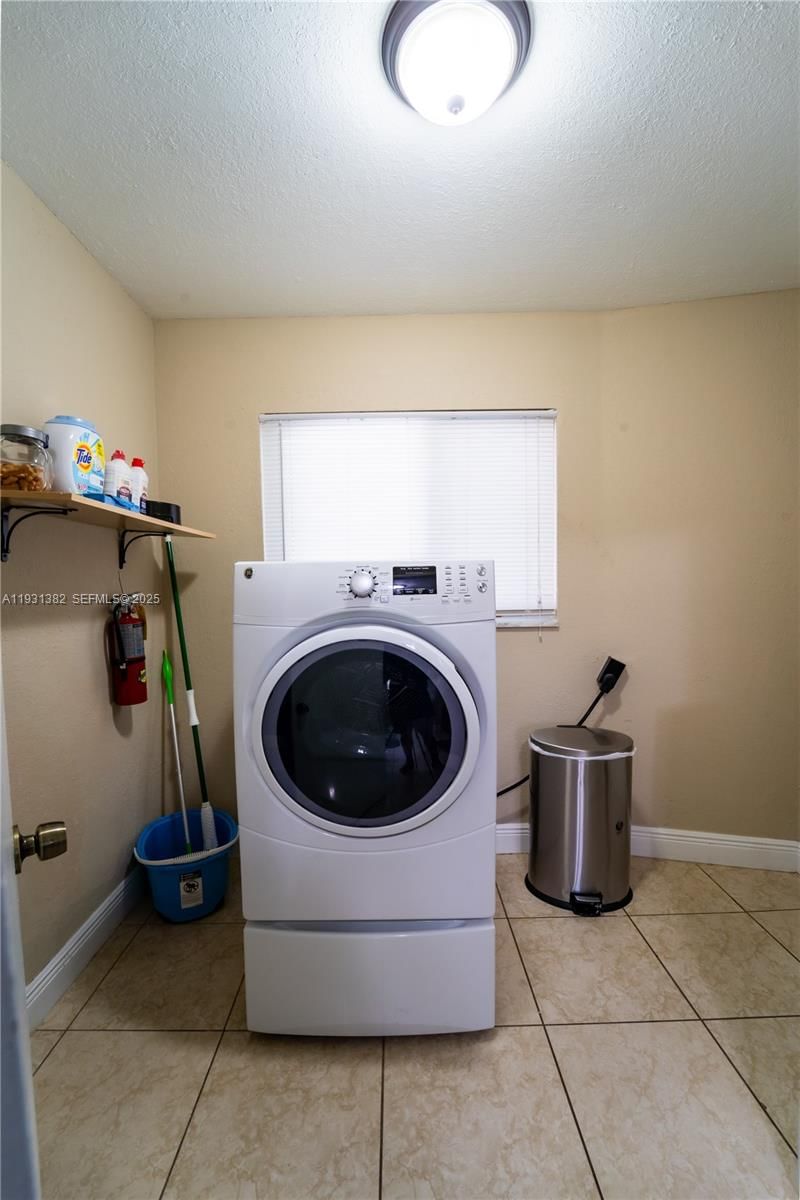 Real estate property located at 10926 29TH ST, Hillsborough, College Village, Tampa, FL