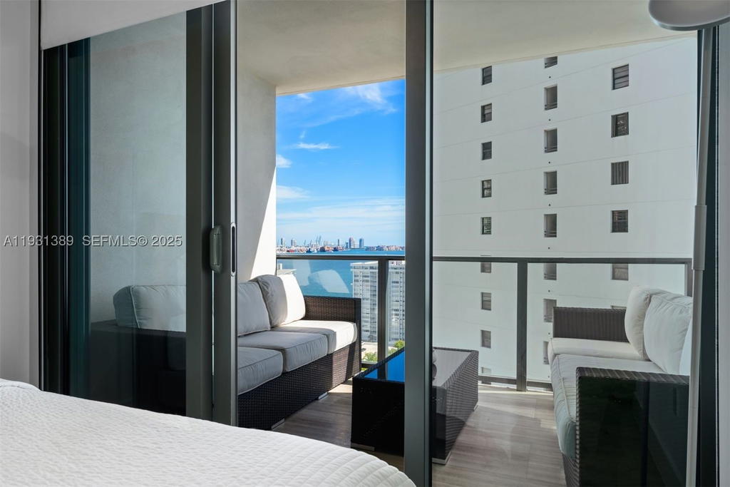 Real estate property located at 1451 Brickell Ave #1803, Miami-dade, Echo Brickell Condo, Miami, FL