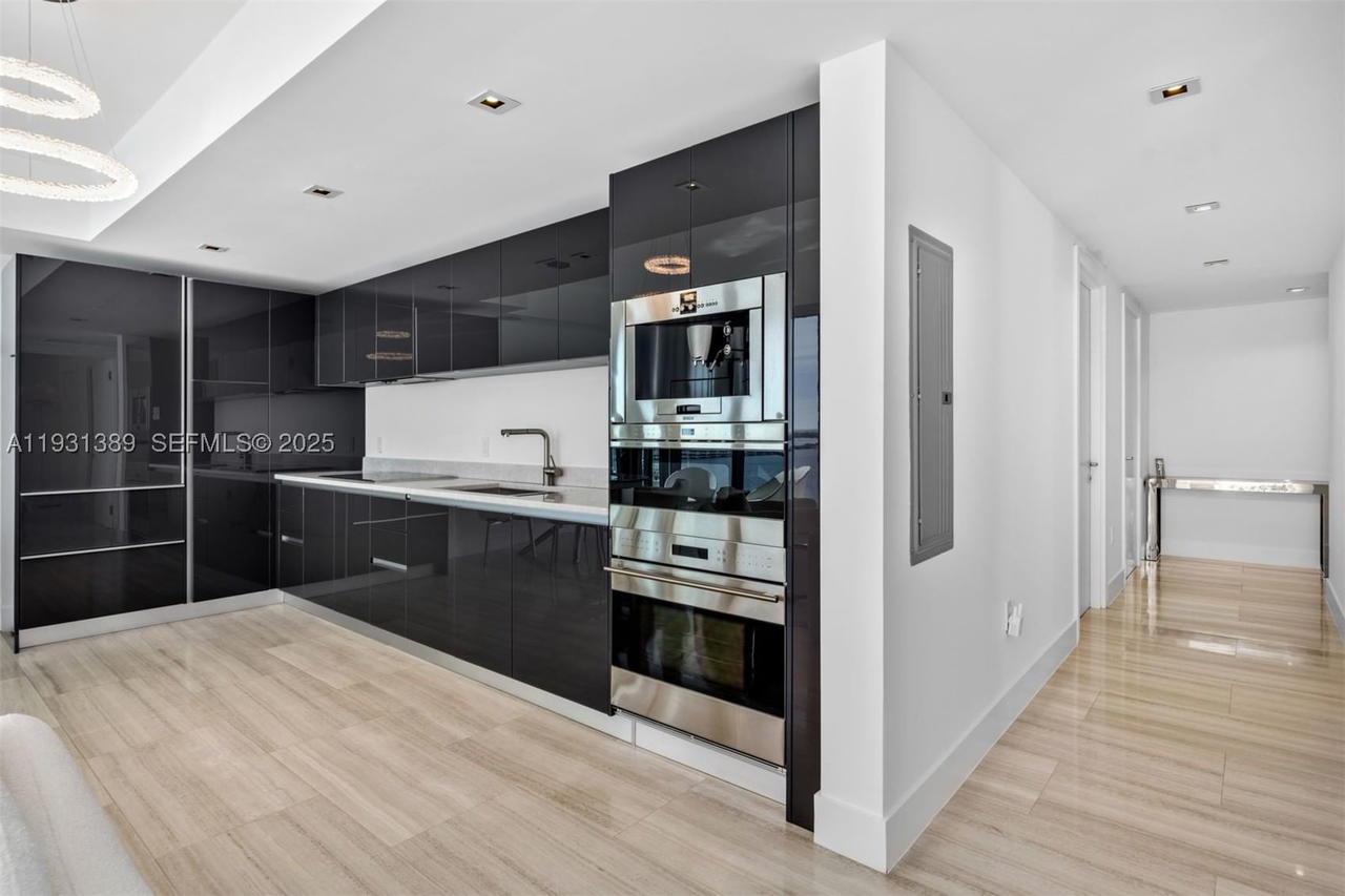 Real estate property located at 1451 Brickell Ave #1803, Miami-dade, Echo Brickell Condo, Miami, FL