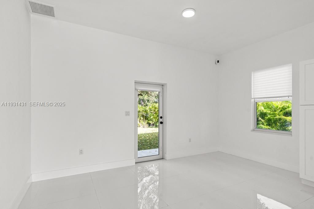 Real estate property located at 755 83 ST, Miami-dade, Arcola Gdns Resub, Miami, FL