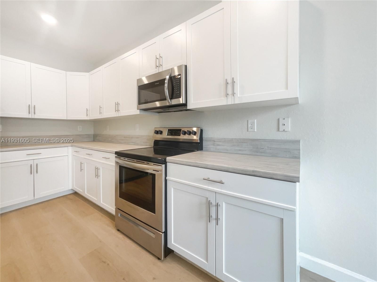 Real estate property located at 12856 227th St, Miami-dade, Herran-barkett Subdivisio, Miami, FL
