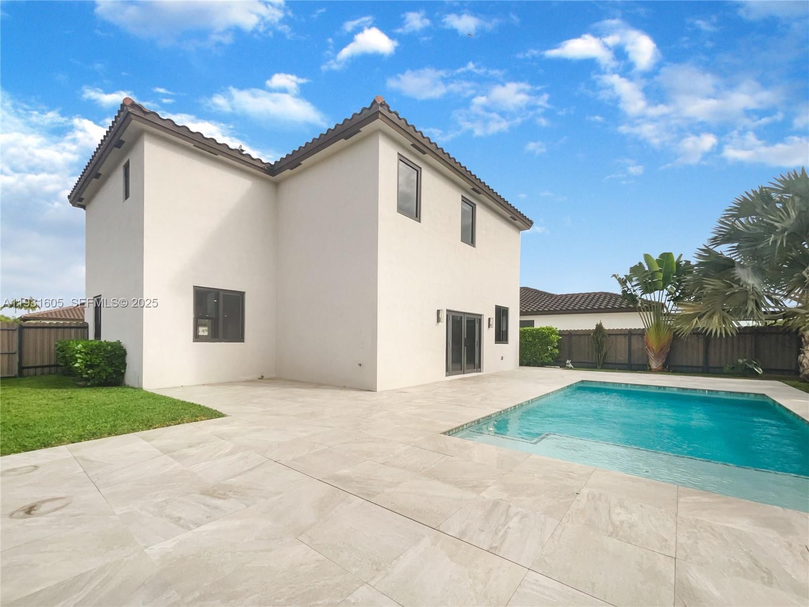 Real estate property located at 12856 227th St, Miami-dade, Herran-barkett Subdivisio, Miami, FL