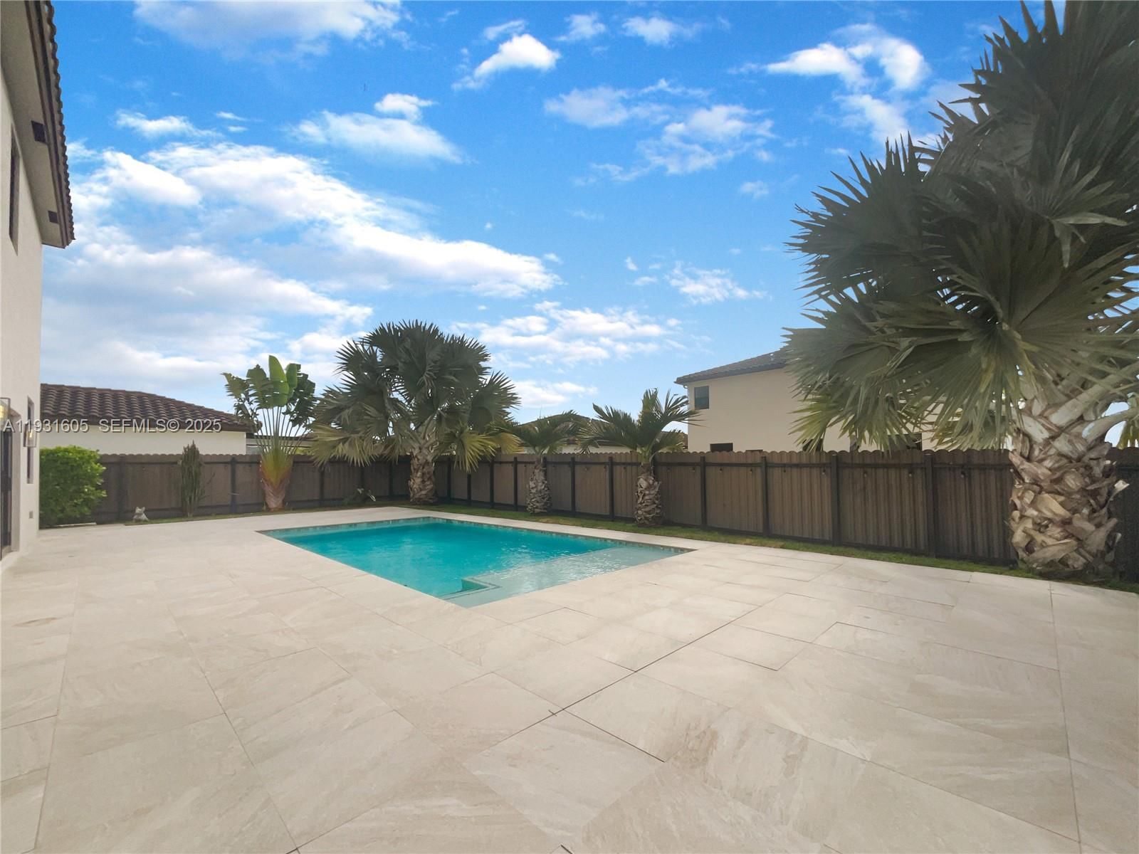 Real estate property located at 12856 227th St, Miami-dade, Herran-barkett Subdivisio, Miami, FL