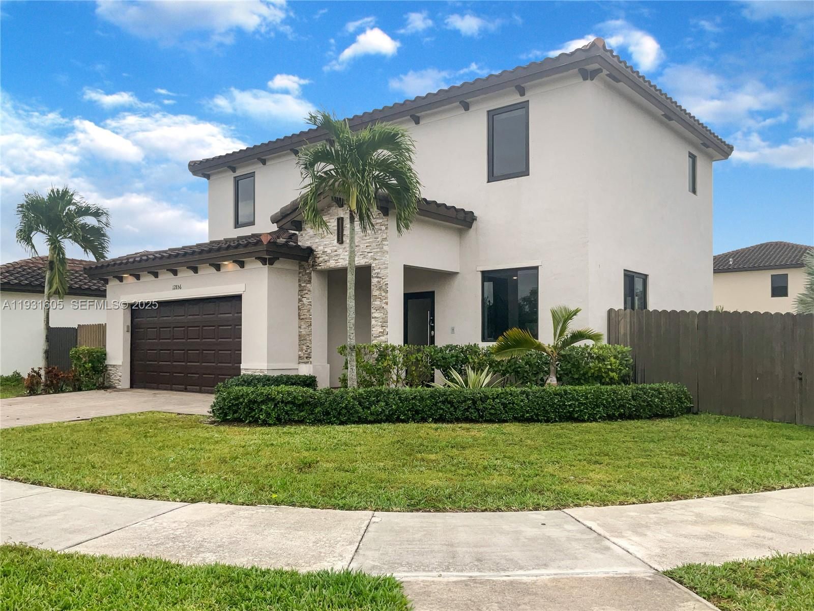 Real estate property located at 12856 227th St, Miami-dade, Herran-barkett Subdivisio, Miami, FL