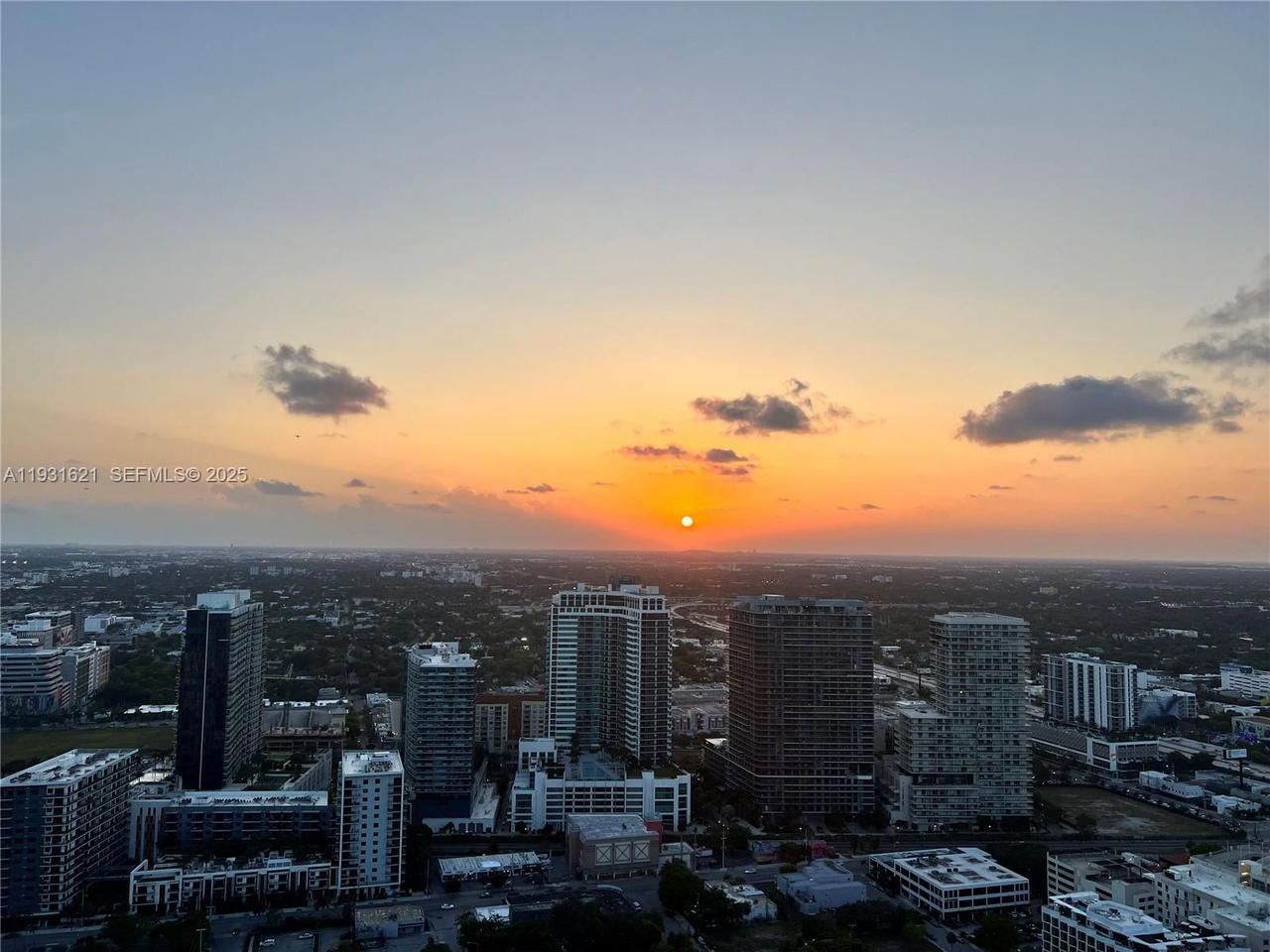 Real estate property located at 501 31st St PH4405, Miami-dade, Paraiso Bayviews Condo, Miami, FL