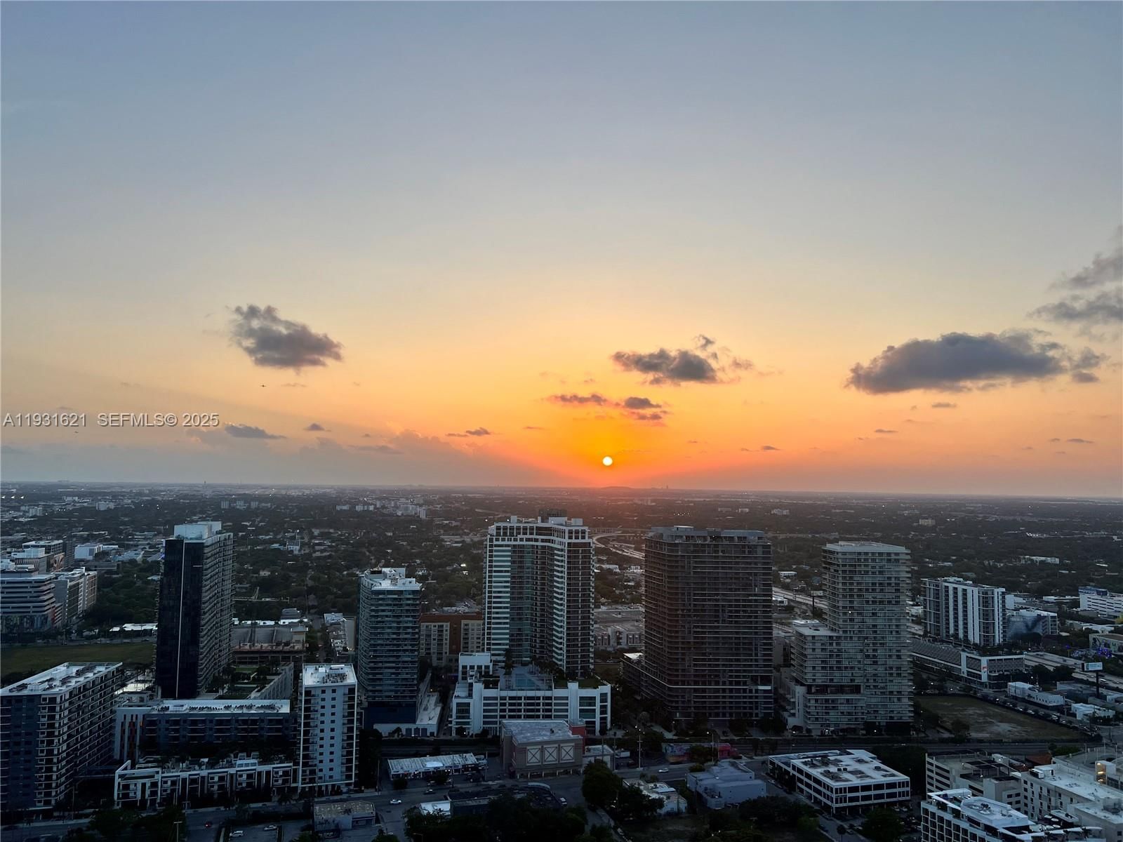Real estate property located at 501 31st St PH4405, Miami-dade, Paraiso Bayviews Condo, Miami, FL