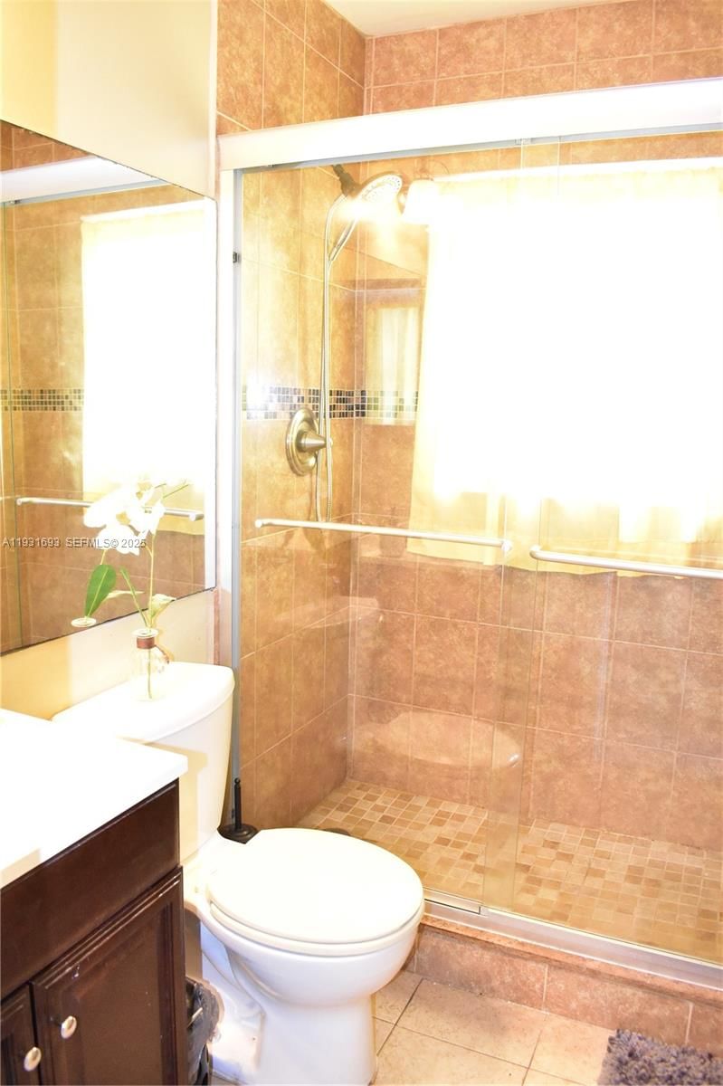Real estate property located at 9141 Sunrise Lakes Blvd #201, Broward, Sunrise Lakes 113 Condo, Sunrise, FL
