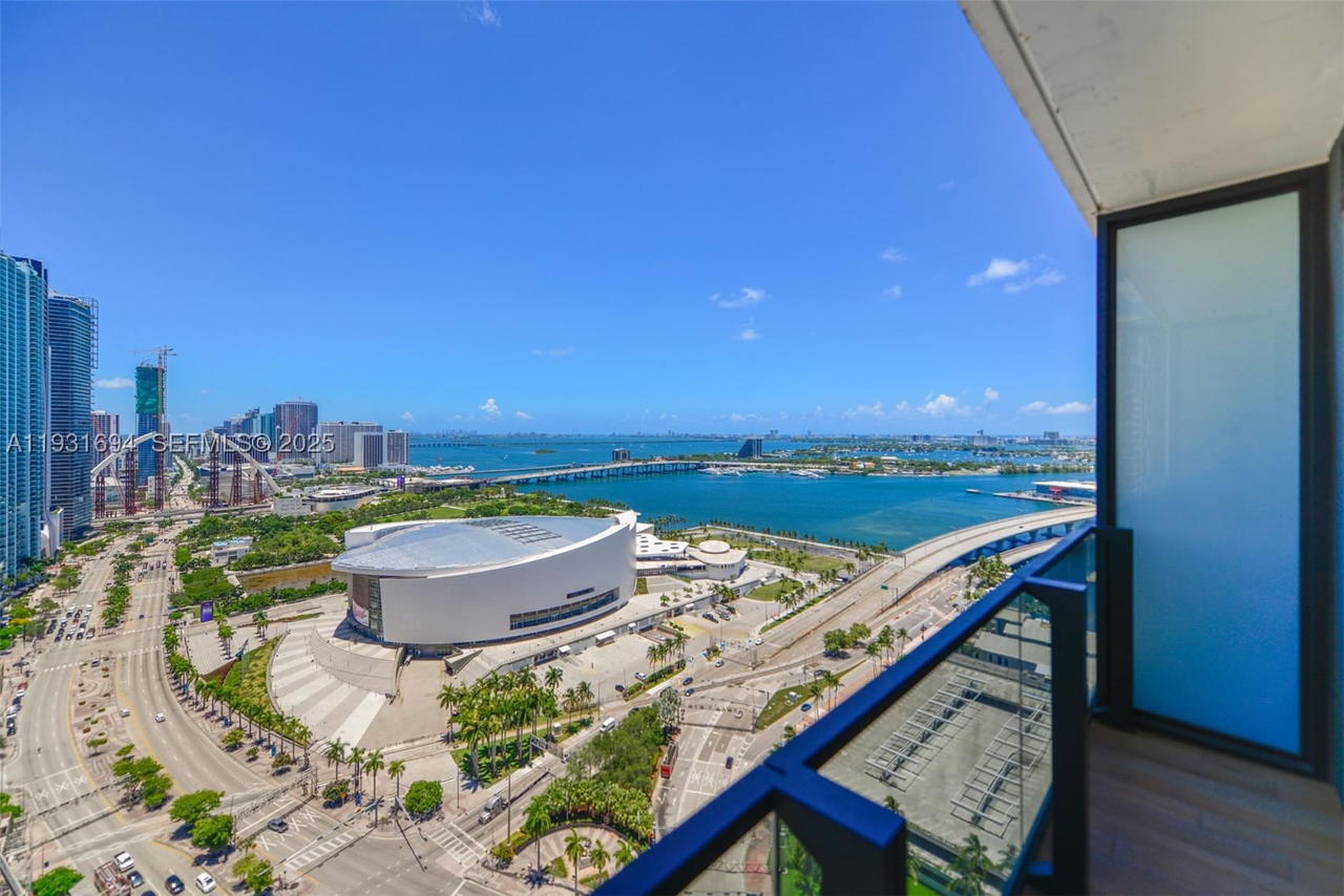 Real estate property located at 398 5th St #2407, Miami-dade, Elser, Miami, FL