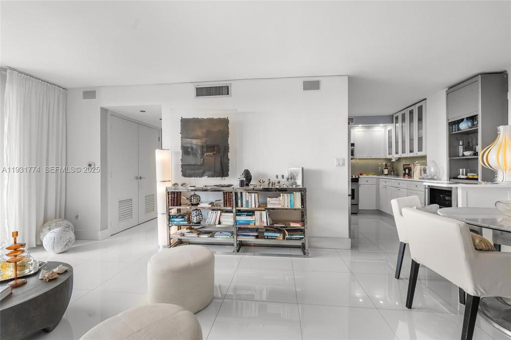 Real estate property located at 6900 Bay Dr #5K, Miami-dade, Stanton House Condo, Miami Beach, FL