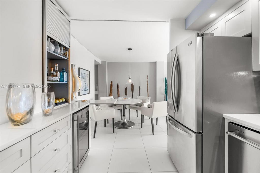 Real estate property located at 6900 Bay Dr #5K, Miami-dade, Stanton House Condo, Miami Beach, FL