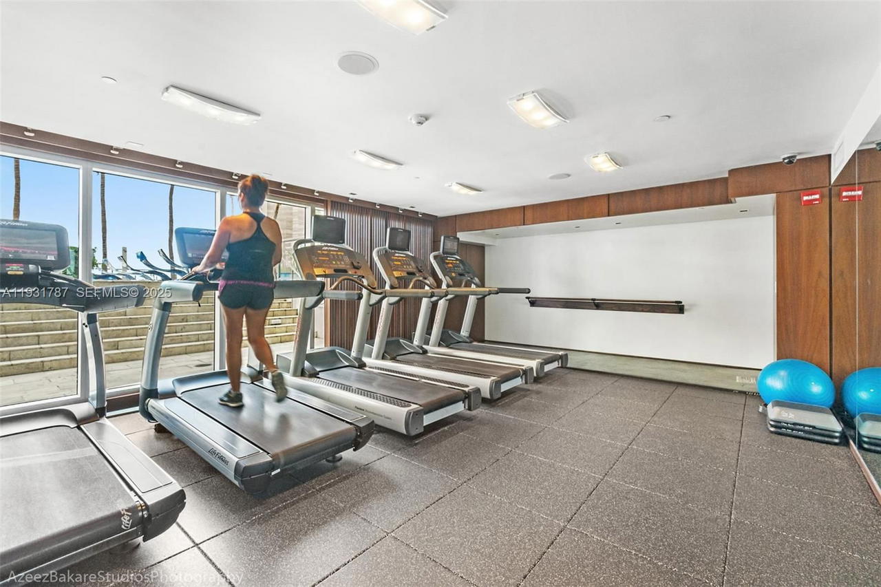 Real estate property located at 335 Biscayne Blvd #2710, Miami-dade, One Miami East Condo, Miami, FL