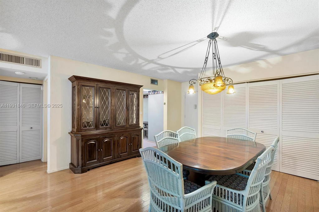 Real estate property located at 9511 Collins Ave #606, Miami-dade, 9500 Oceans Condo, Surfside, FL