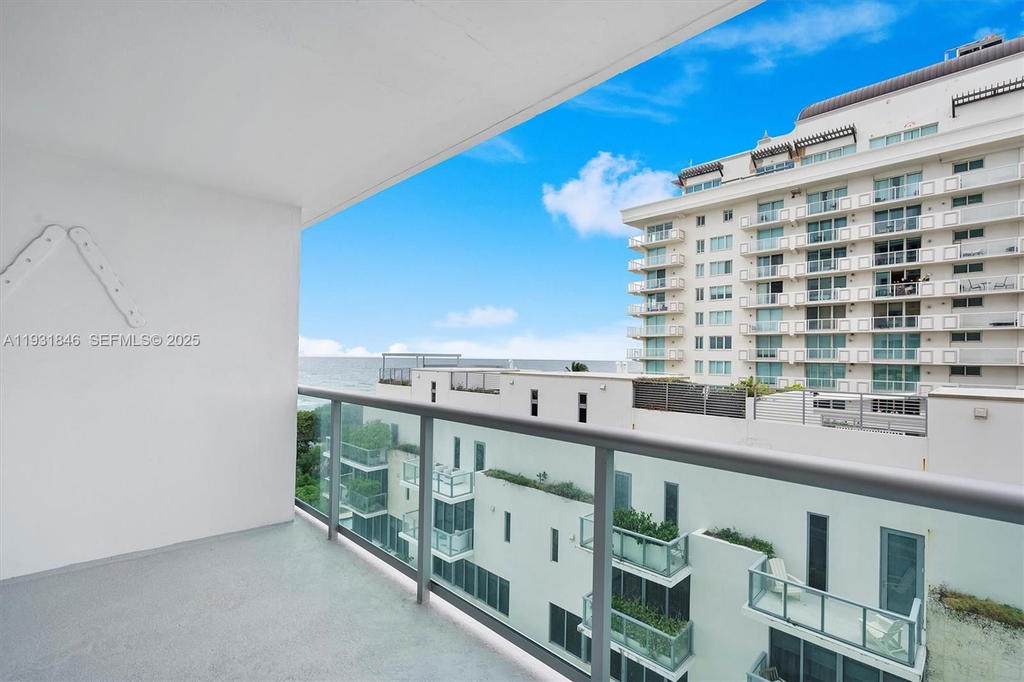 Real estate property located at 9511 Collins Ave #606, Miami-dade, 9500 Oceans Condo, Surfside, FL