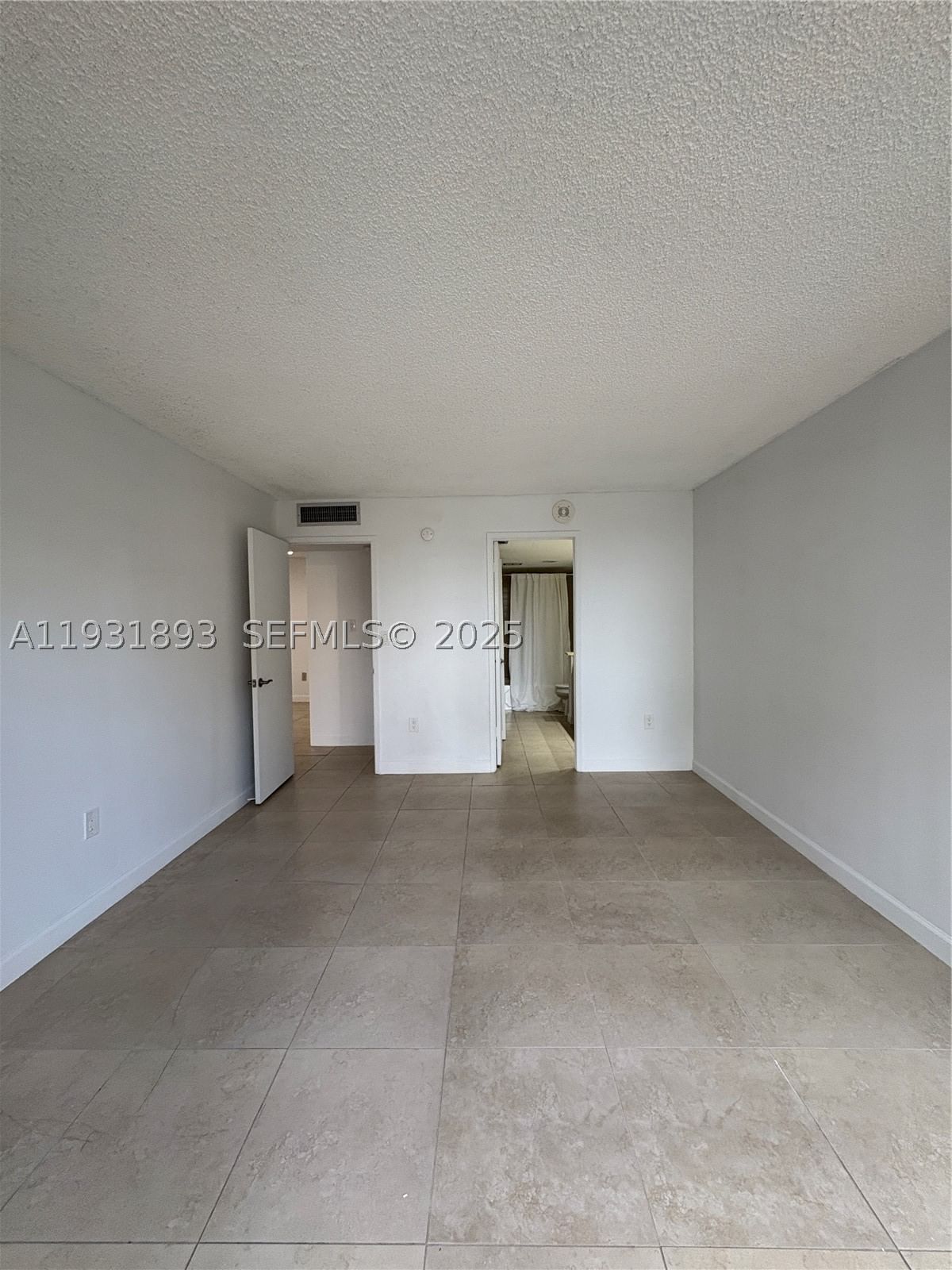Real estate property located at 600 Biltmore Way #217, Miami-dade, Biltmore Ii Condo, Coral Gables, FL