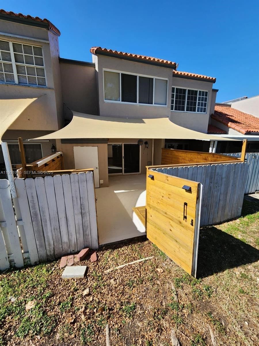 Real estate property located at 6481 129th Ave, Miami-dade, Sunset Harbour Sec Iv, Miami, FL