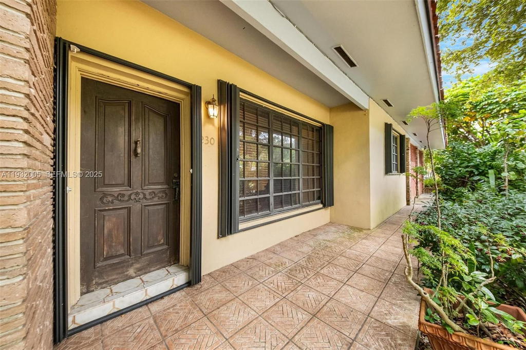Real estate property located at 8230 117th Ter, Miami-dade, Kendalwood Estates, Miami, FL