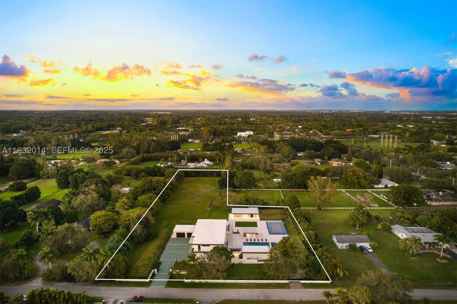 Real estate property located at 17841 70th Pl, Broward, Chambers Sub Sw1/4, Southwest Ranches, FL