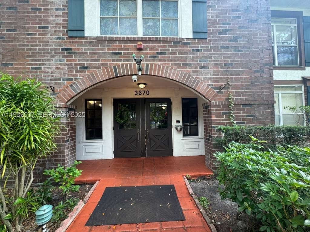 Real estate property located at 3670 Inverrary Dr #3S, Broward, International Village At, Lauderhill, FL