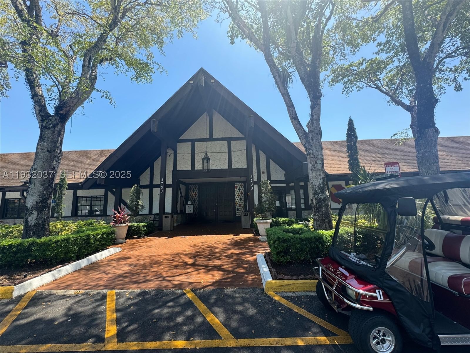 Real estate property located at 3670 Inverrary Dr #3S, Broward, International Village At, Lauderhill, FL