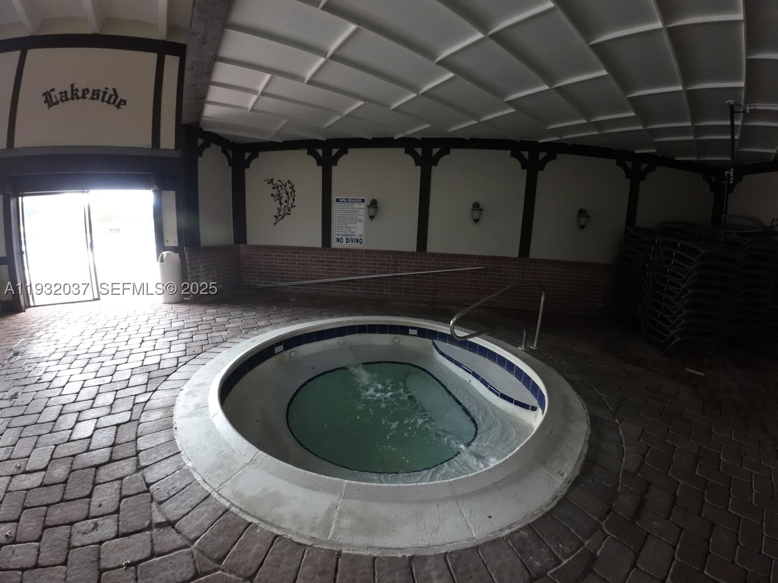 Real estate property located at 3670 Inverrary Dr #3S, Broward, International Village At, Lauderhill, FL