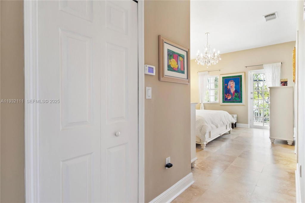 Real estate property located at 929 11th St H-2, Miami-dade, Roads End Village Condo, Miami, FL