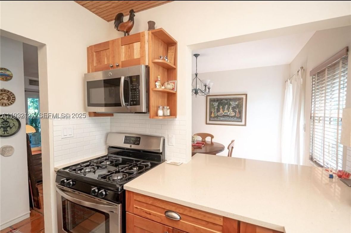 Real estate property located at 726 92nd St #6L, Miami-dade, Shores Plaza East Condo, Miami Shores, FL