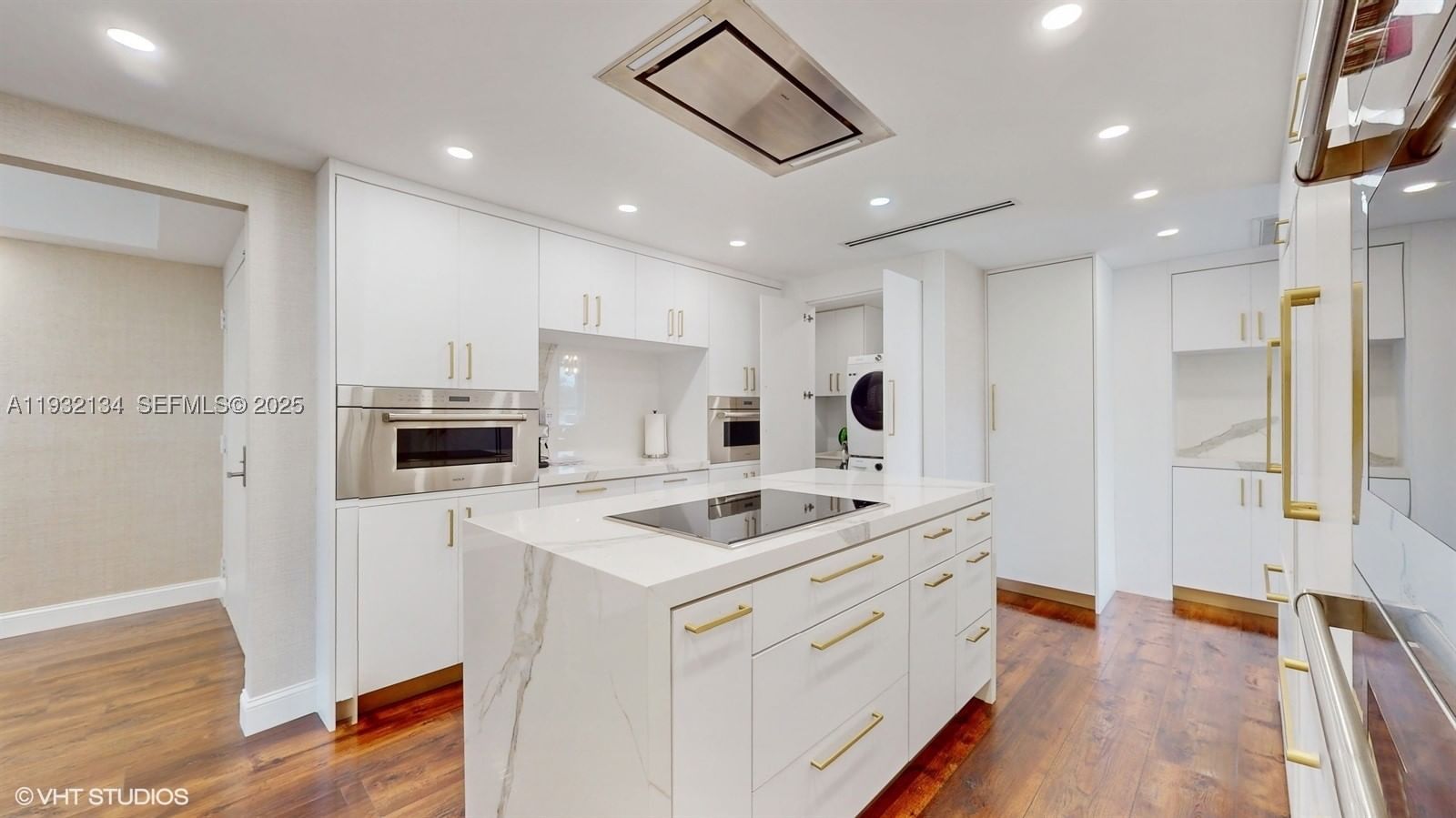 Real estate property located at 10155 Collins Ave #410, Miami-dade, Bal Harbour 101 Condo, Bal Harbour, FL